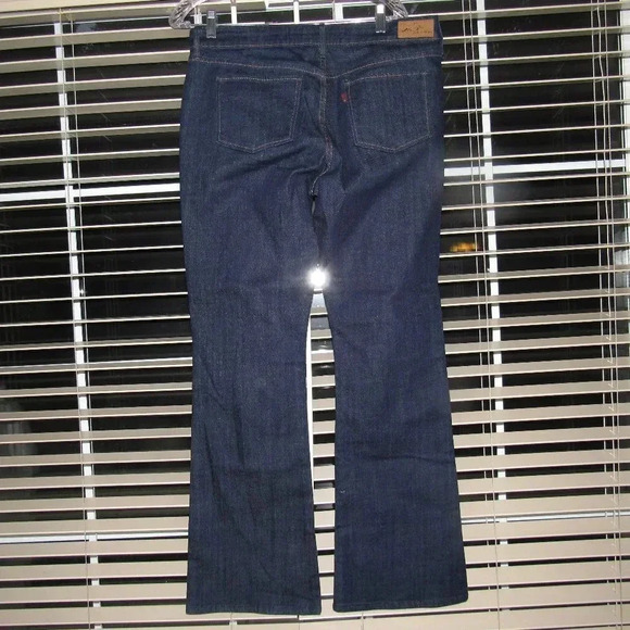 LEVI’S Slight Curve Classic Boot Cut Jeans Size 12 - Picture 3 of 6